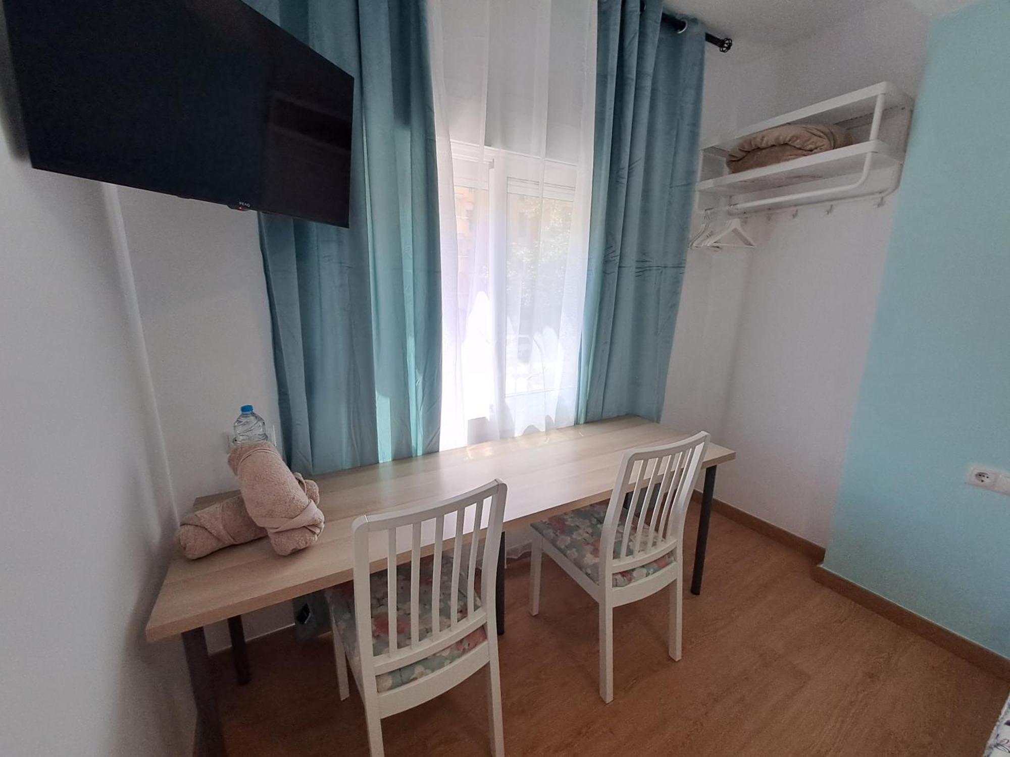 Barcelona Airport Mi Colibri Apartment El Prat de Llobregat Bagian luar foto